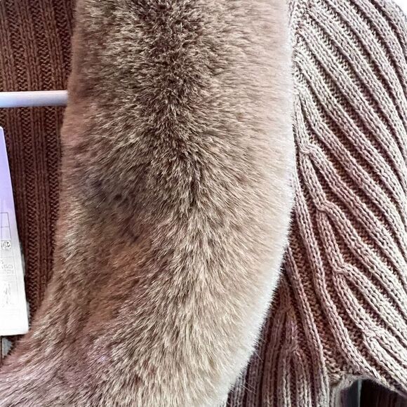 Wild Fable Ribbed Knit Faux Fur Collar Cardigan Sweater Top Brown Size XS NWT - Picture 7 of 9